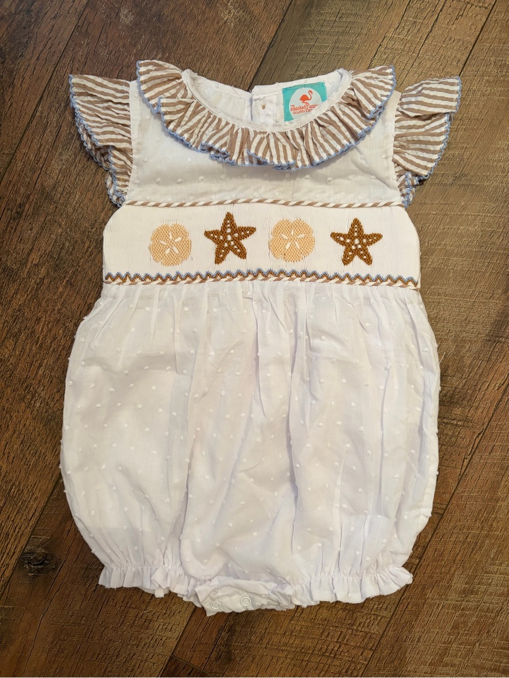 Smocked seashell bubble